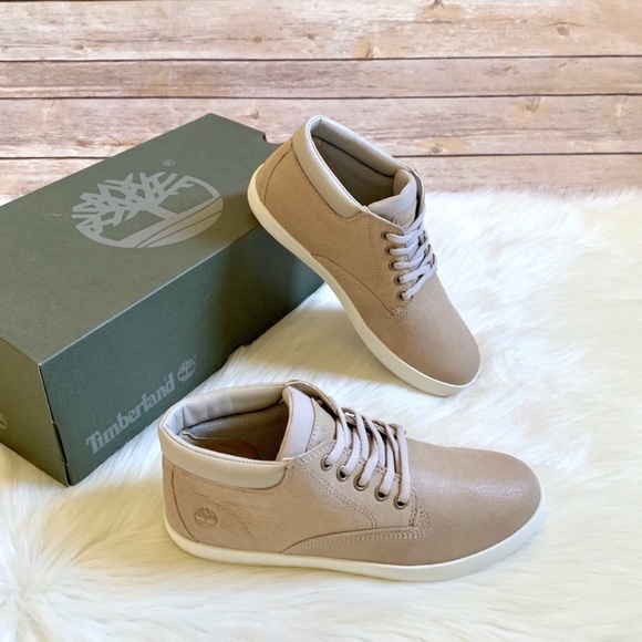 women's dausette chukka lace up sneaker boot